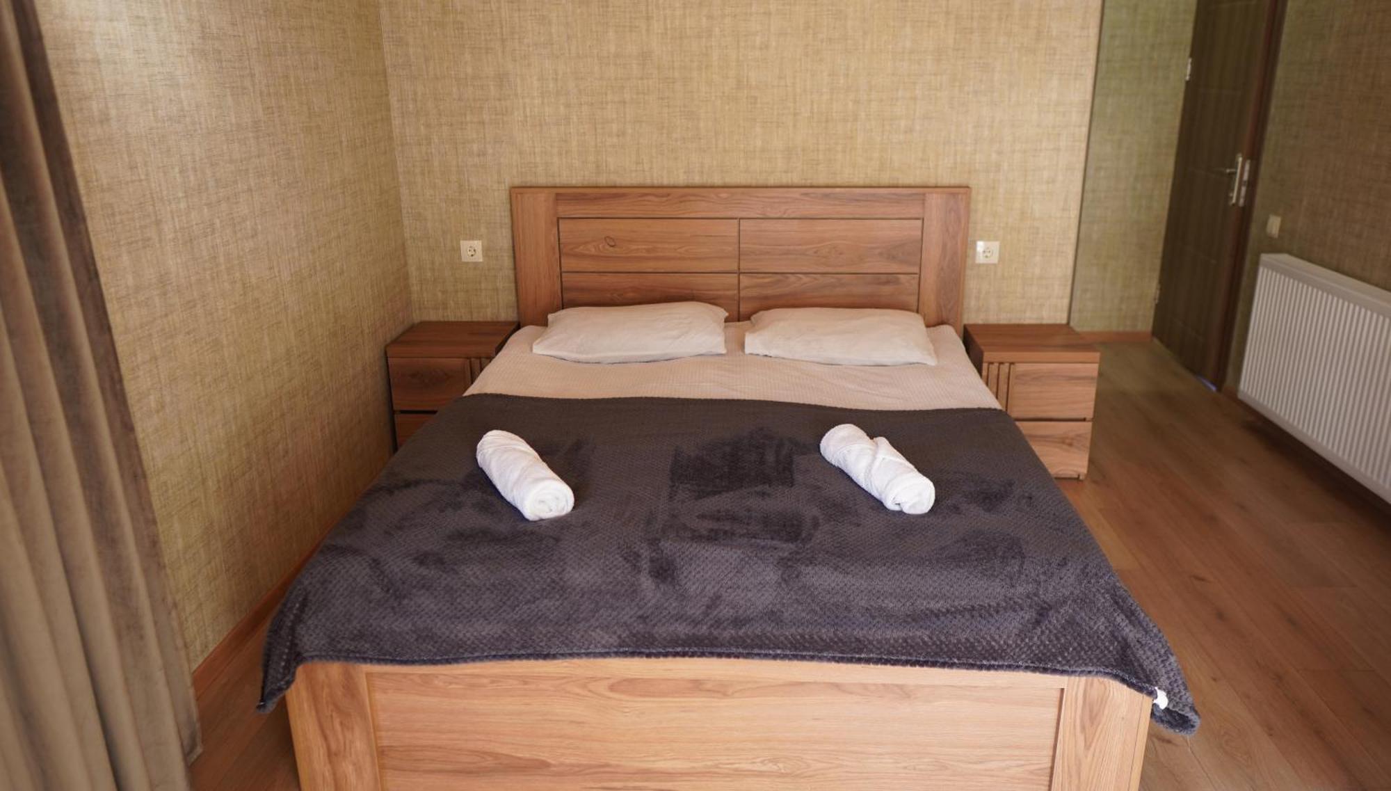 Archil And Nino Gigauri Guest House Kazbegi Luaran gambar